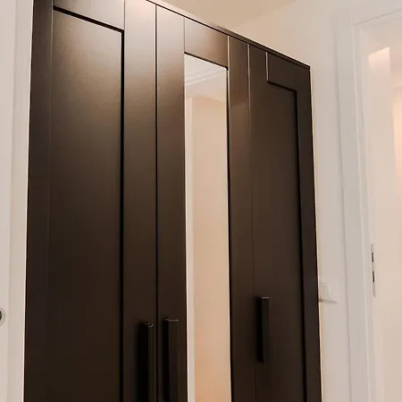 I Leoni - Downtown In Centro A Apartamento Reggio Emilia